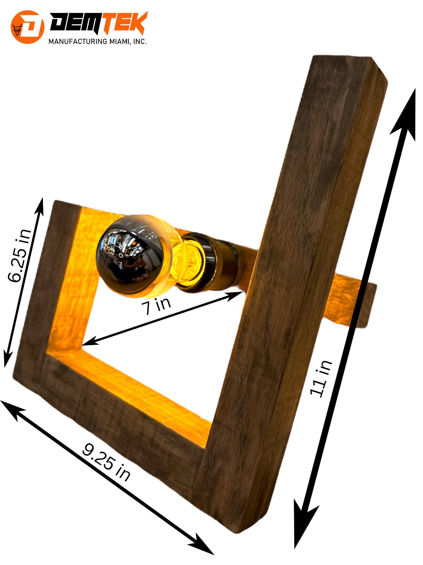 DEMTEK "The Farmhouse" Table Lamp