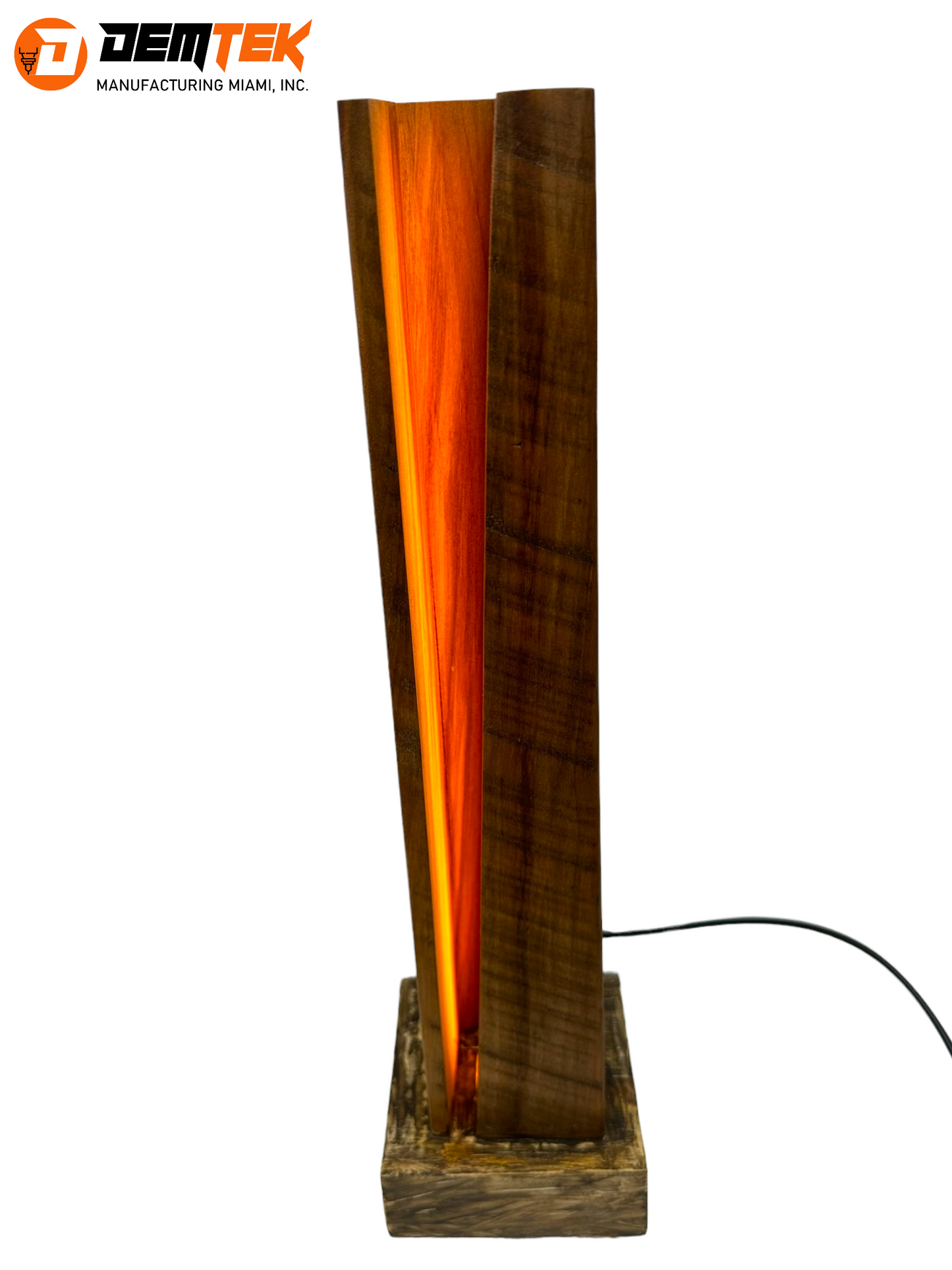 DEMTEK "Rustic but Cute" Table Lamp