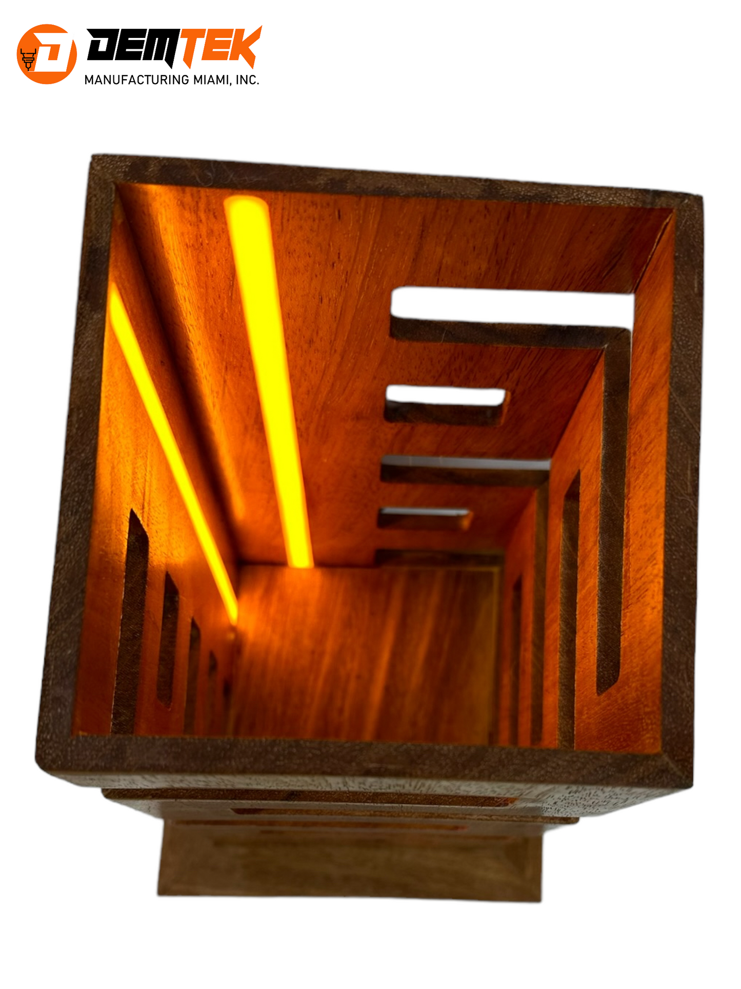 DEMTEK "The Wooden Dream" Table Lamp